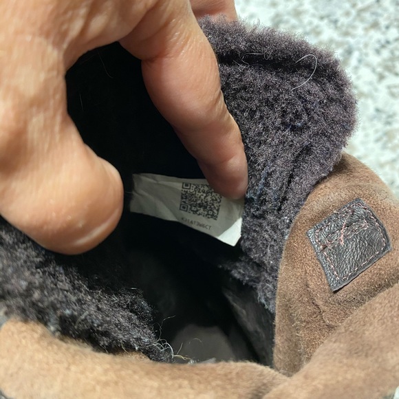 UGG Olivia boots ankle leather size 8 - Picture 12 of 12